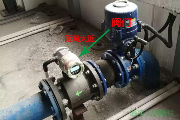電磁流量計(jì)四張錯(cuò)誤安裝示意圖，不看勿裝！